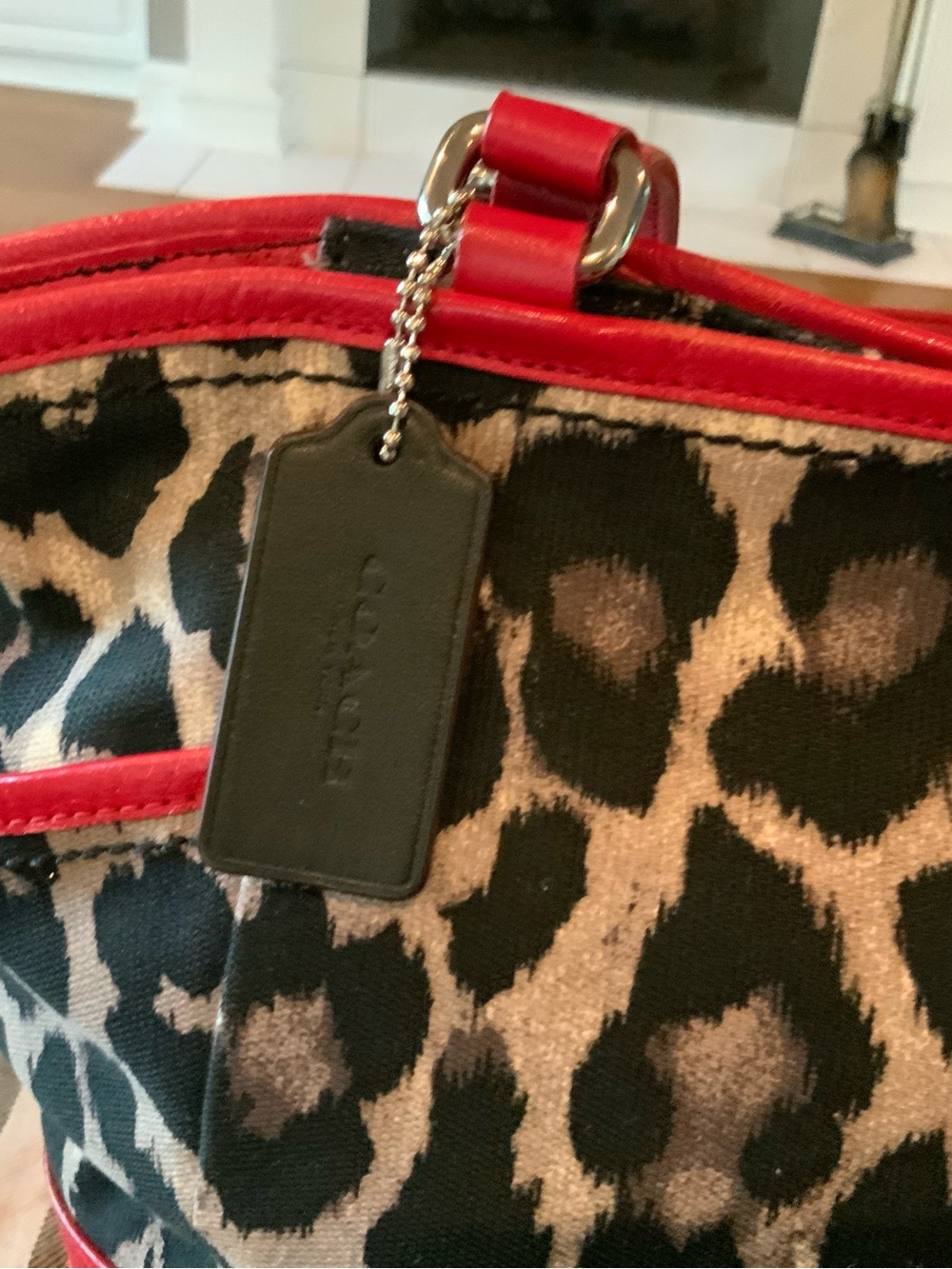 Coach Leopard-Print Shoulder Bag with Red Trim - Picture 3 of 7